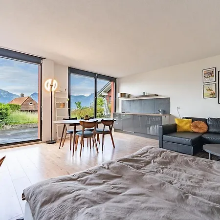 Light-filled With Panoramic Views * Oberhofen