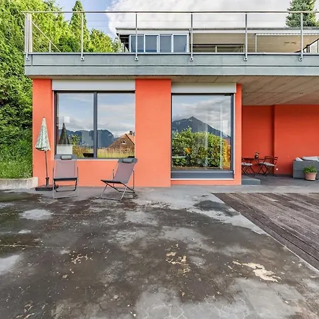 شقة Light-filled With Panoramic Views اوبرهوفن