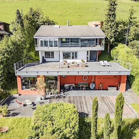 Light-filled With Panoramic Views اوبرهوفن