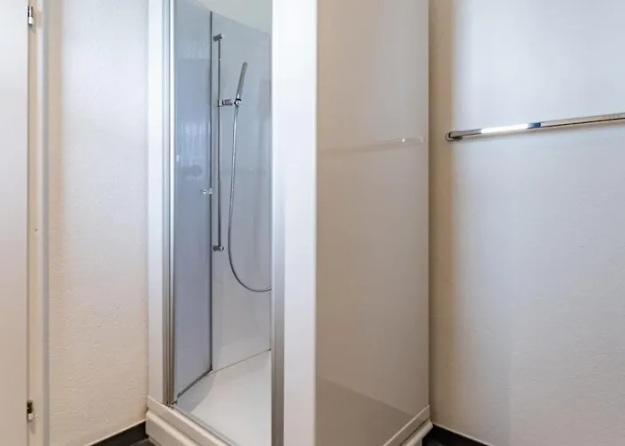 Light-filled With Panoramic Views شقة اوبرهوفن